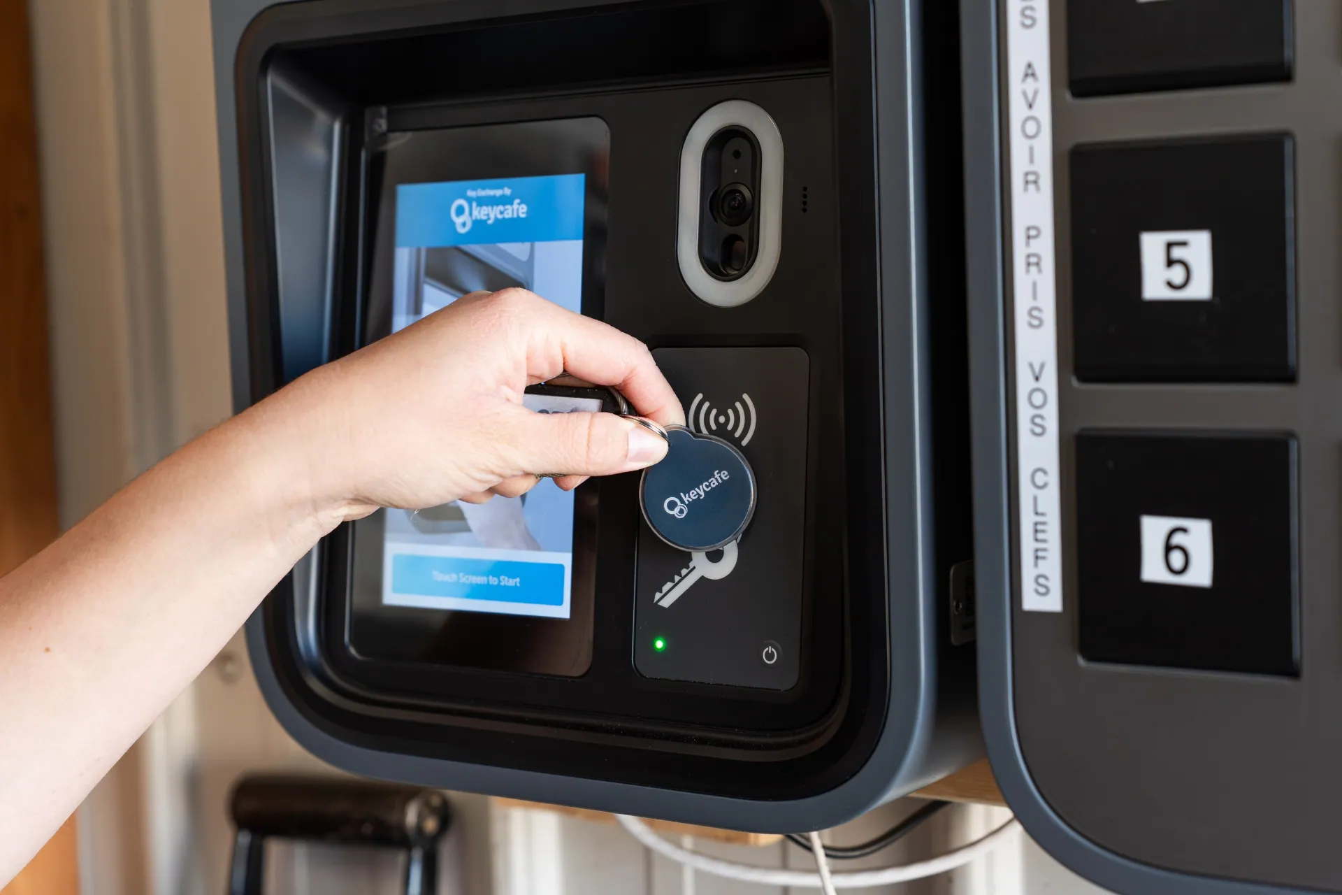 Scanning the key fob to return the key