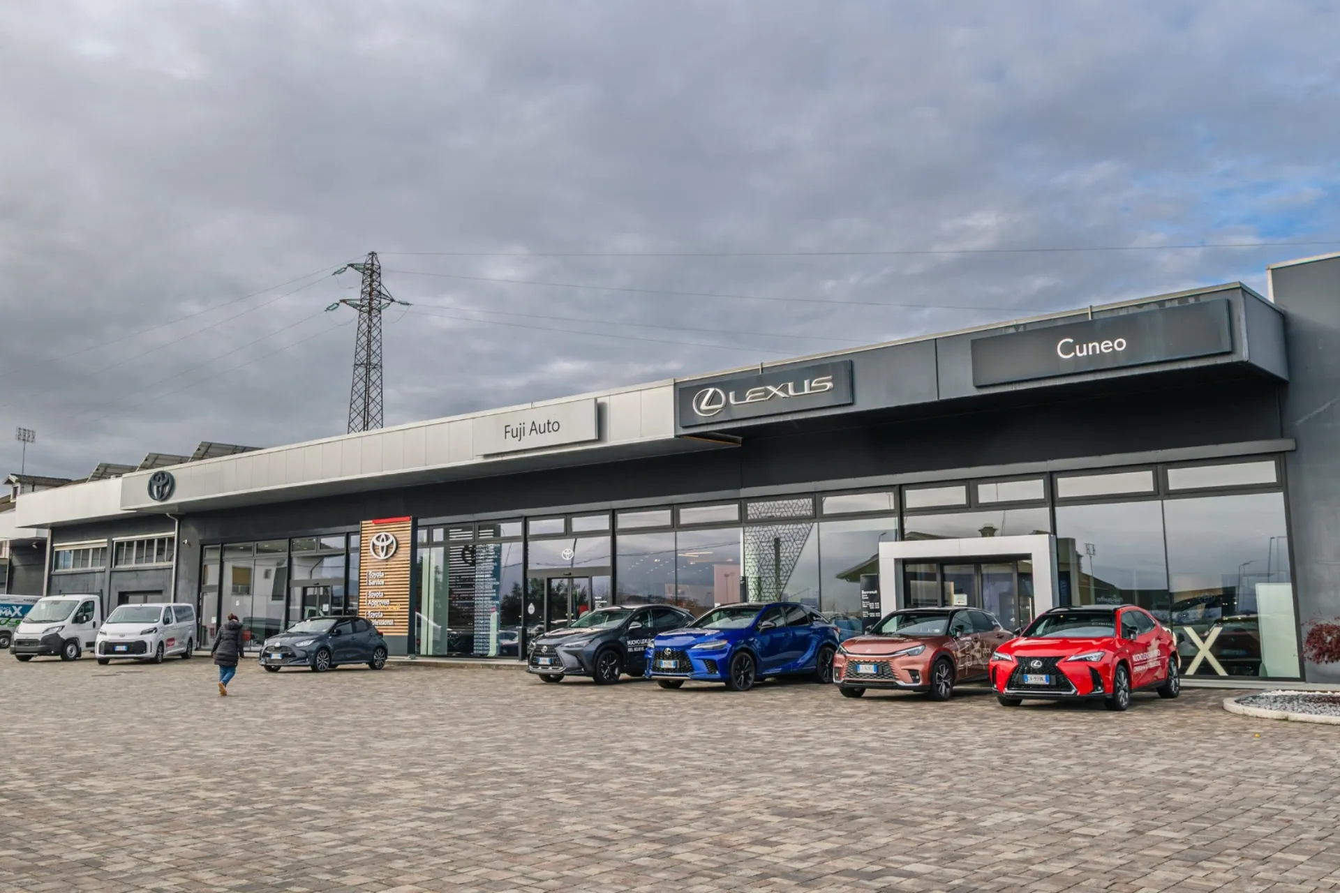 Exterior of the Fuji Auto dealership