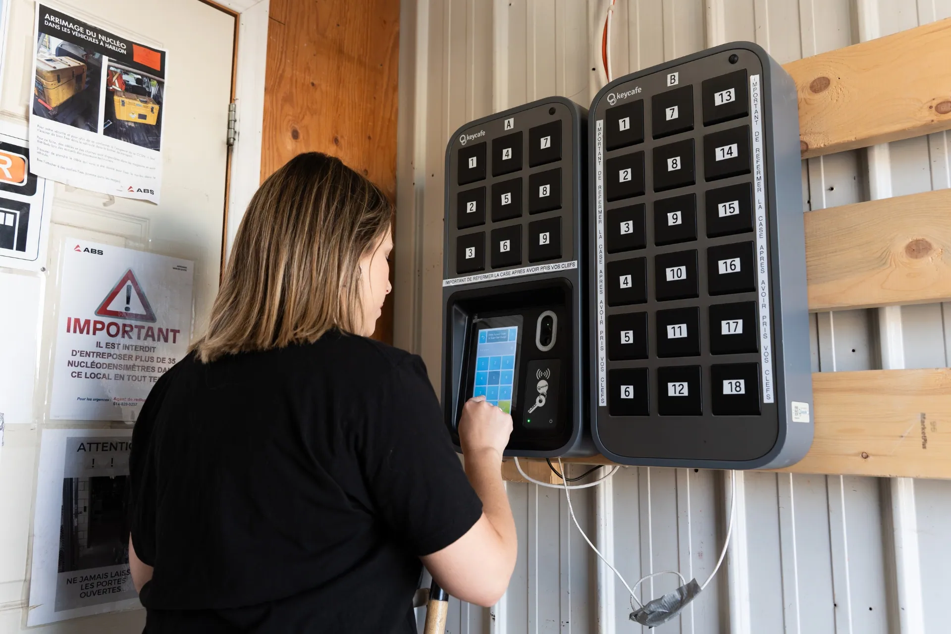 Picking up the key from the MS5 SmartBox