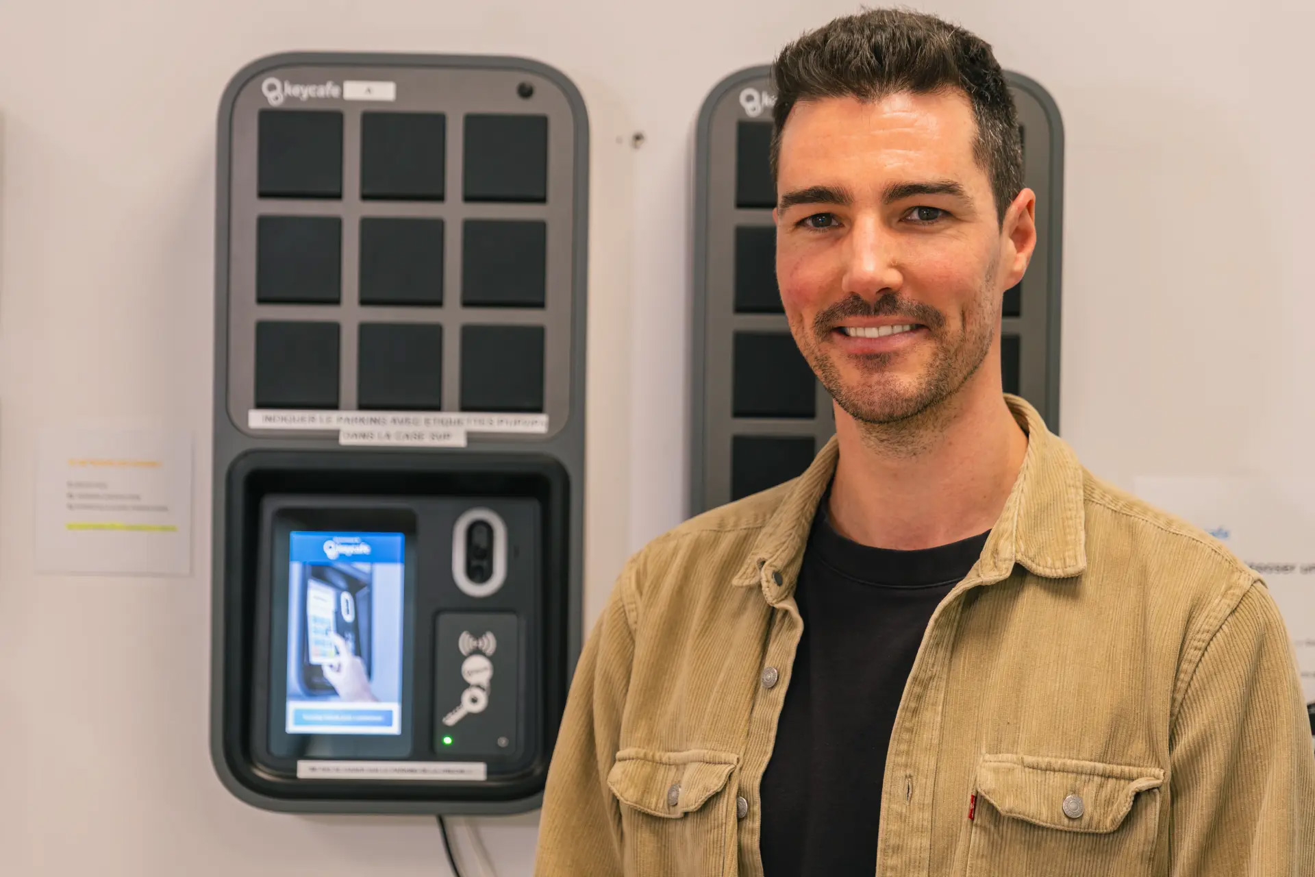 Assia UNA 如何在 4 個地點實現安全有序的車輛鑰匙管理